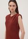 Red fitted dress with ruched detailing_2