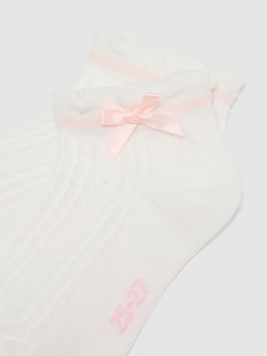 Twin pack girls' white cotton blend socks with bow_1