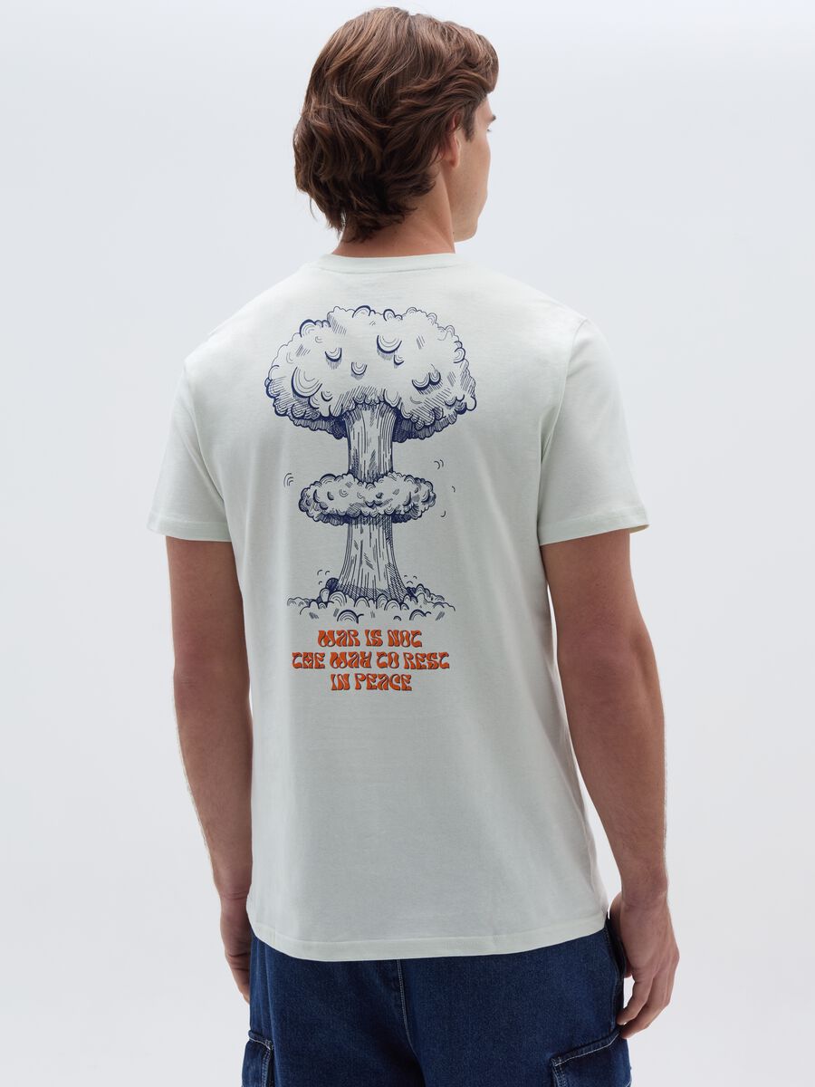 T-shirt in cotone motivo There is no Planet B_2