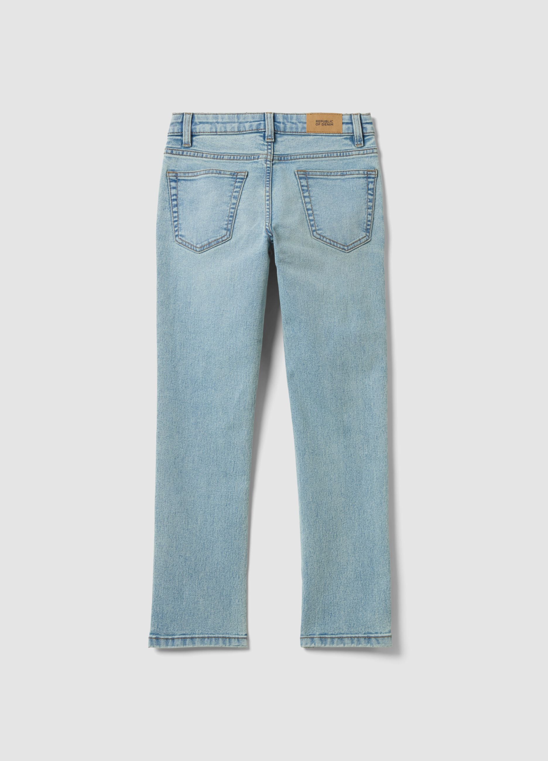 Hellblaue Regular-Fit Jeans aus Stretch-Baumwolle f&uuml;r Jungen