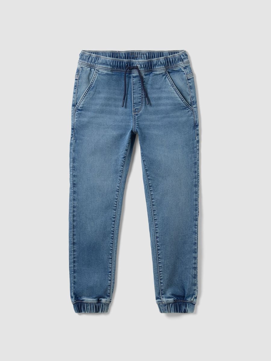 Jeans jogger azul em algod&atilde;o el&aacute;stico com cord&atilde;o para rapaz_0