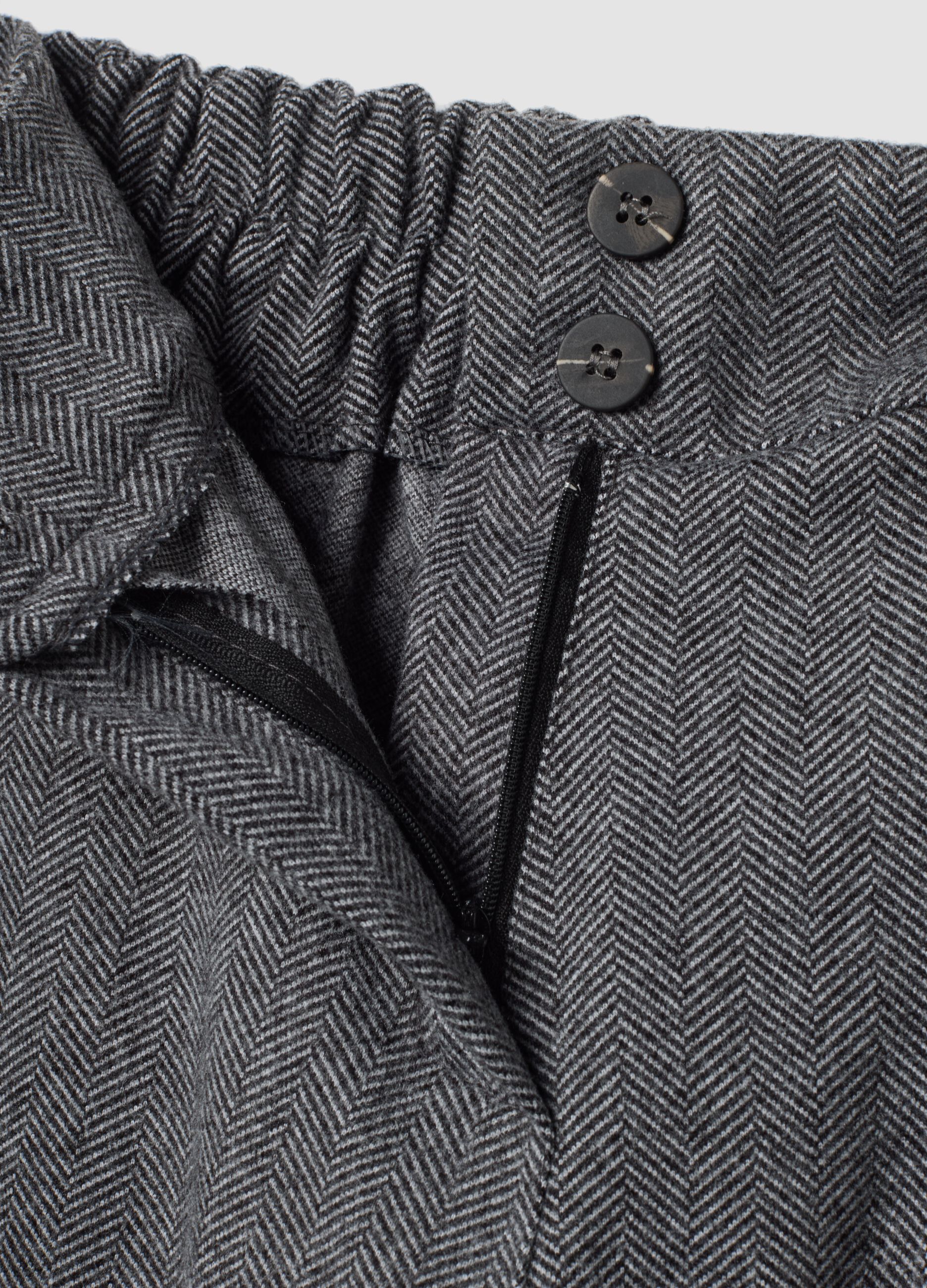Graue Regular-Fit-Hose mit weitem Bein