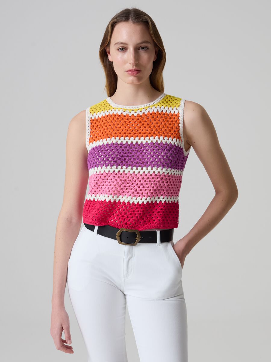 Crochet tank top with multicoloured stripes_0