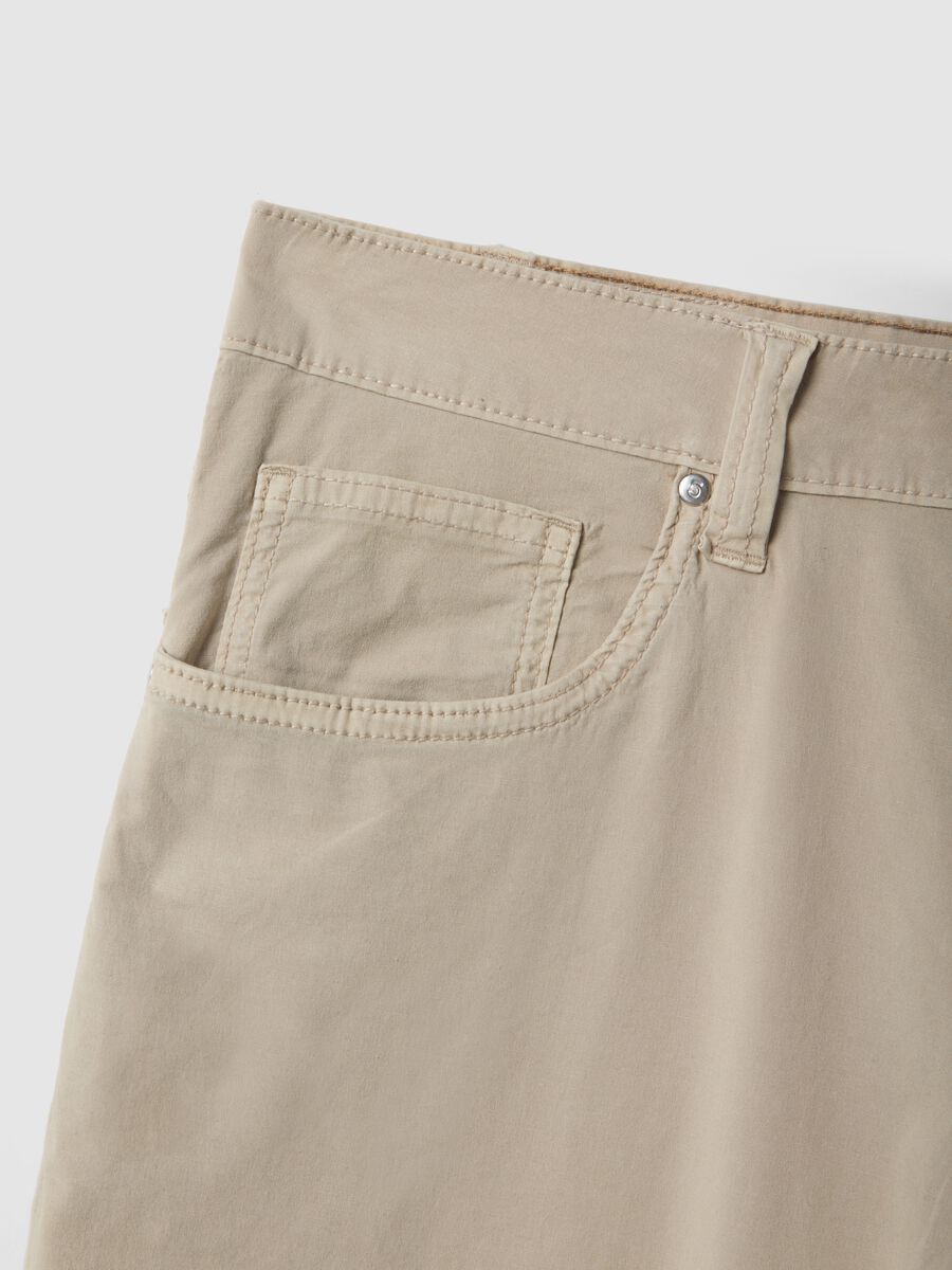 Slim fit beige stretch cotton trousers_5