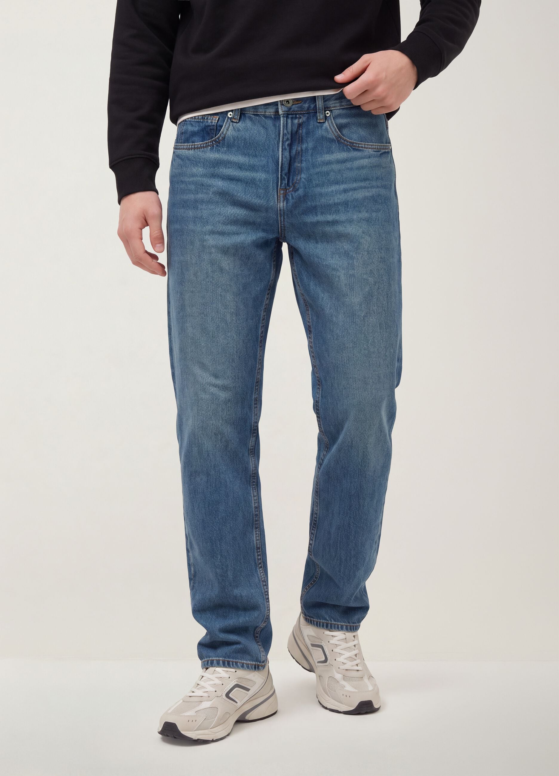 Hellblaue Straight-Fit-Jeans aus Denim aus reiner Baumwolle