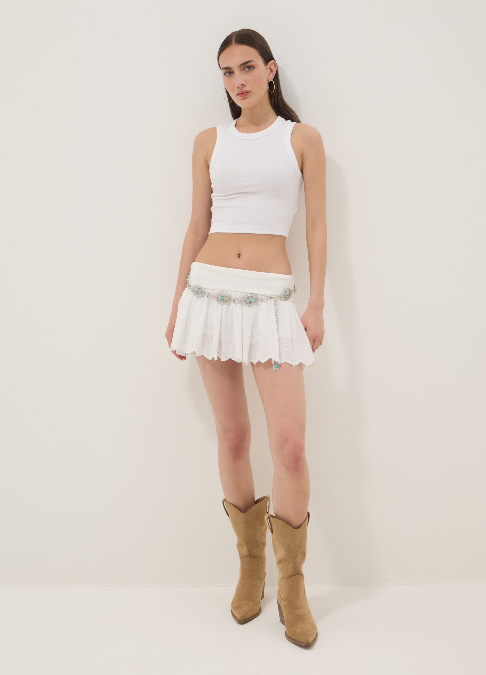 Weisses Cropped-Tanktop aus elastischer Baumwolle