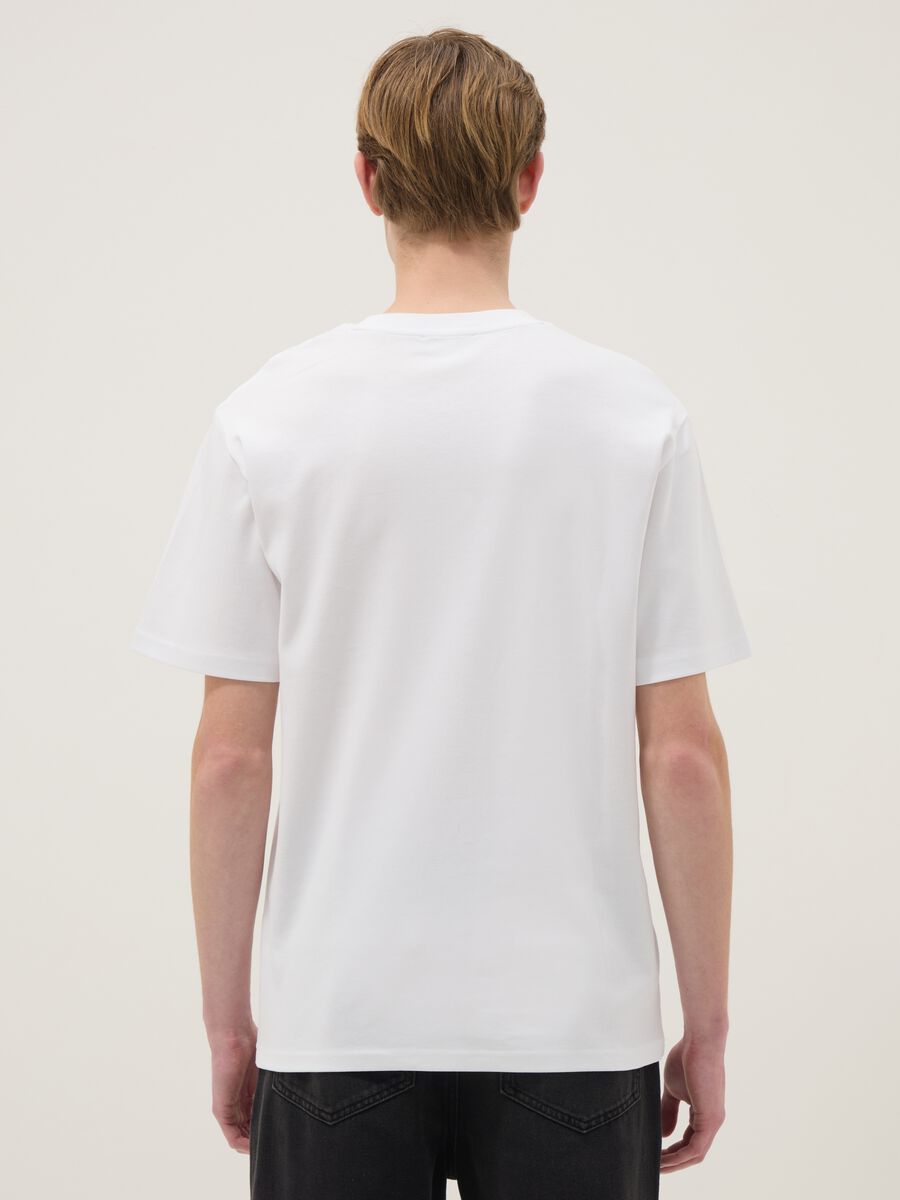 T-shirt branco The Iconic Tee em puro algod&atilde;o, ajuste relaxado_3