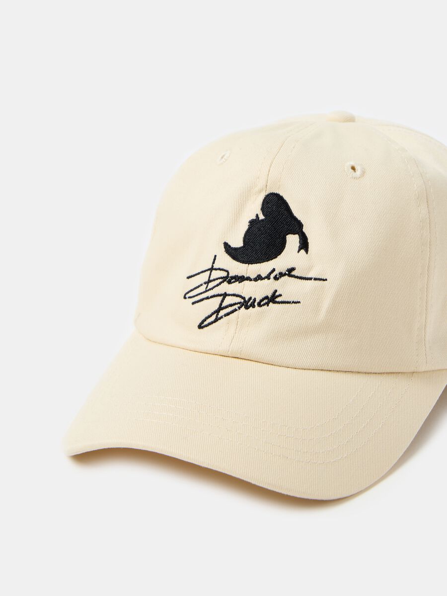 Baseball cap with Donald Duck 90 embroidery_2