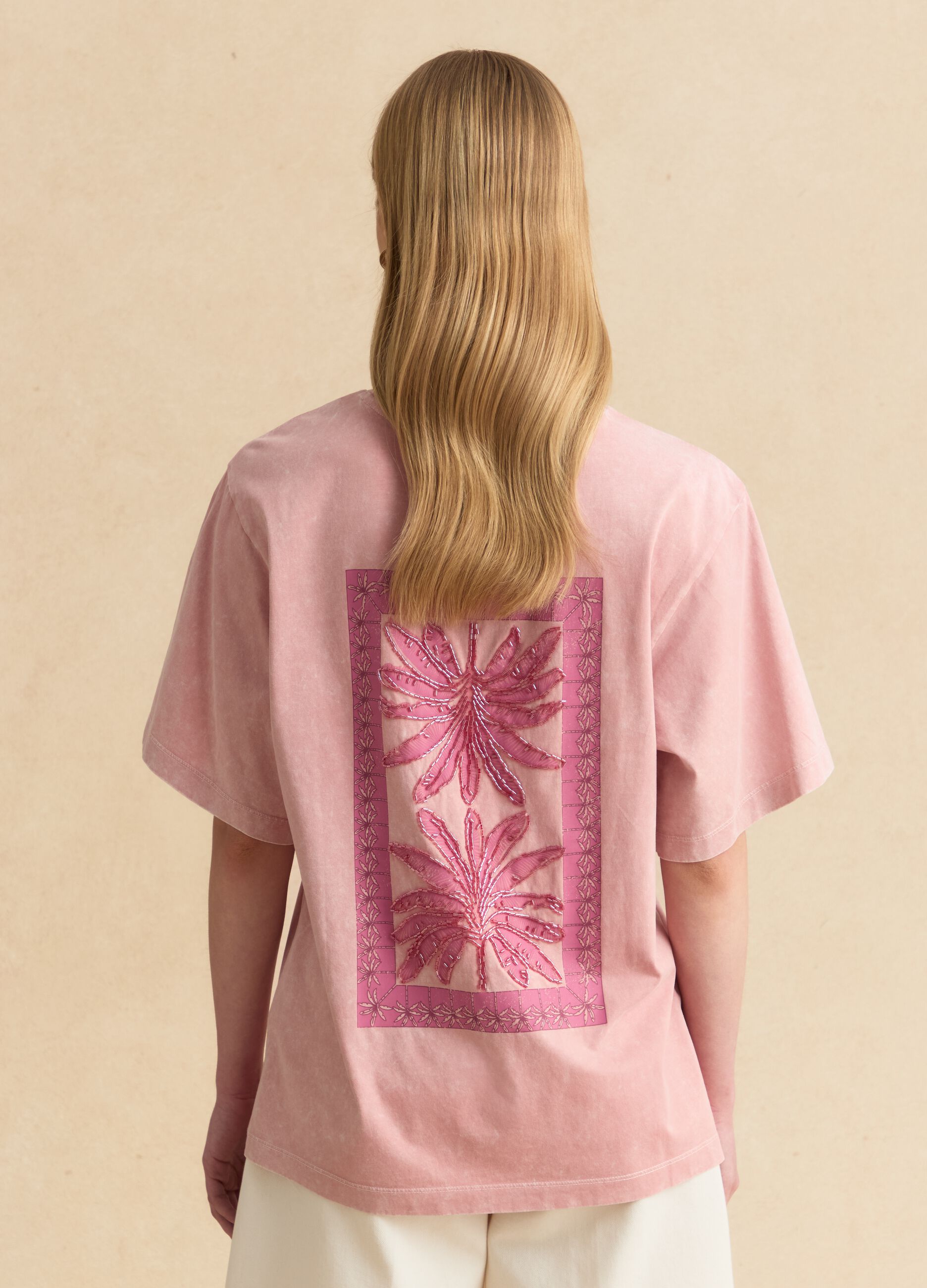 Pink pure cotton T-shirt with embroidery