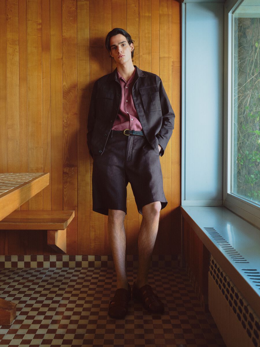 Smeđe bermude od čistog lana regularnog kroja_0