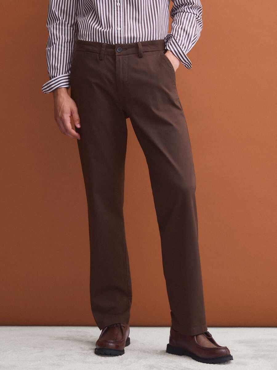 Brown regular-fit stretch cotton twill chino trousers_1