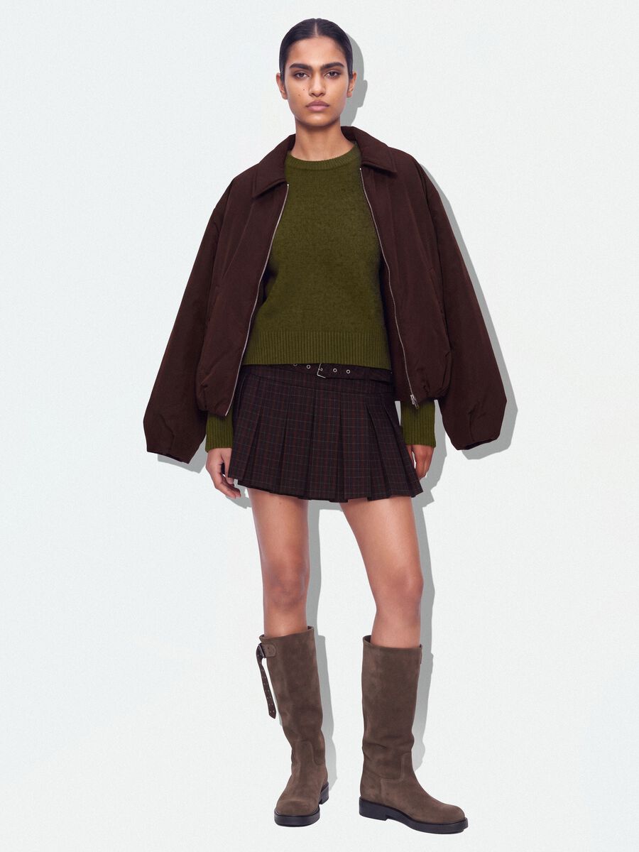 Gr&uuml;ner Oversize-Pullover aus Stretchwolle mit Rundhalsausschnitt_1