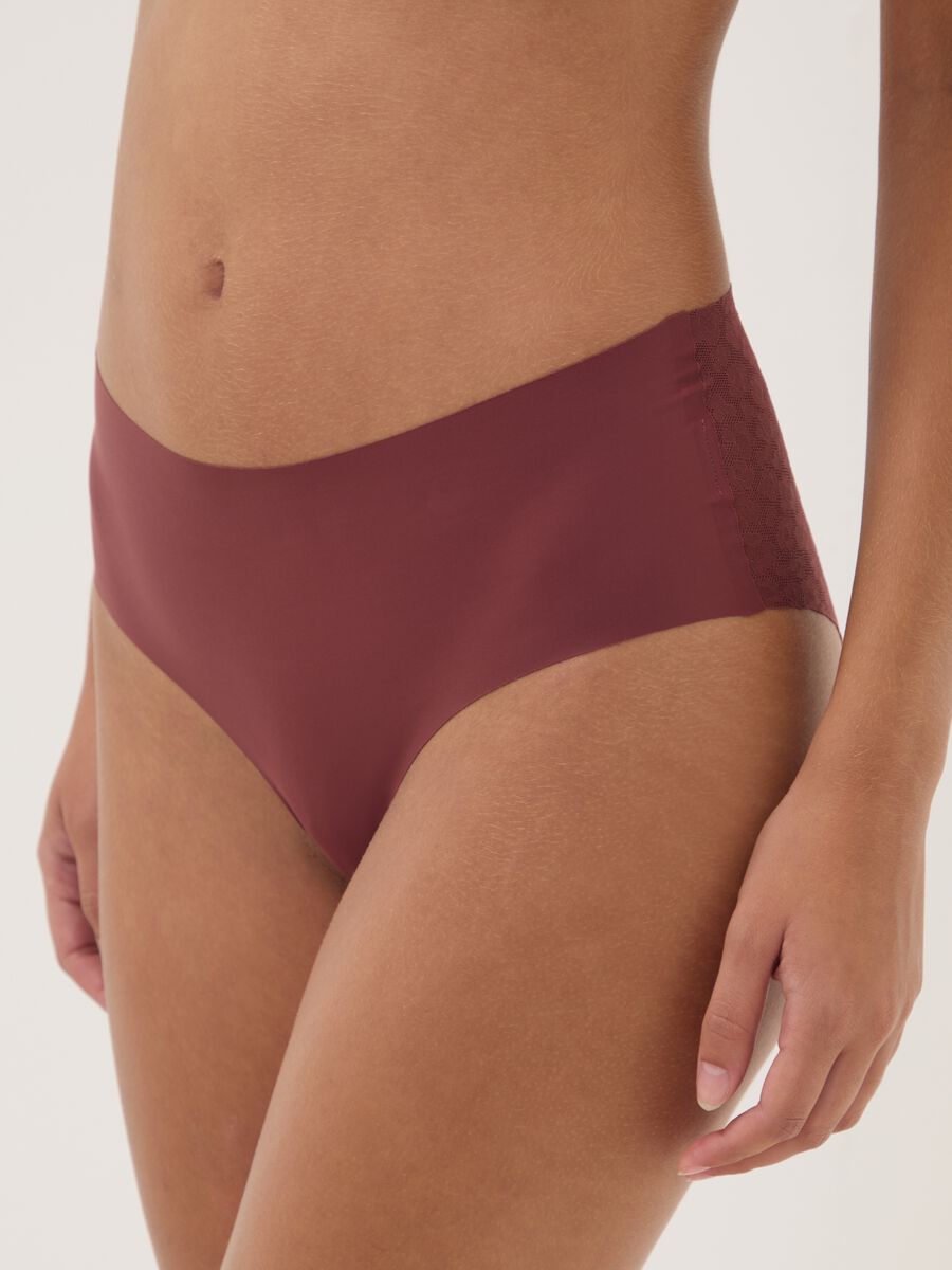 Cueca vermelha em tecido el&aacute;stico com inser&ccedil;&otilde;es florais_2