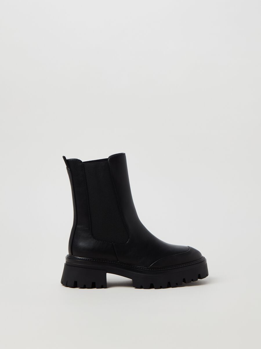 Chelsea boots_0