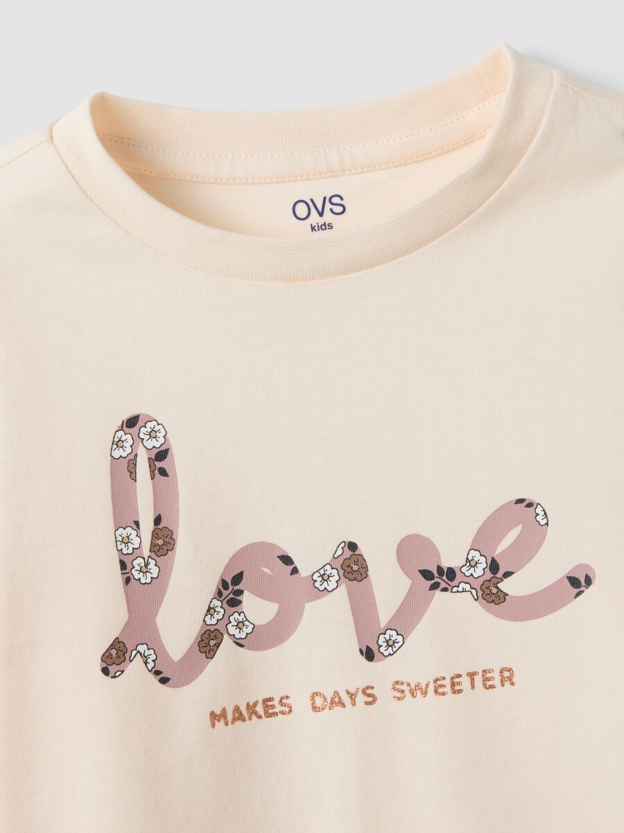 Beige long-sleeved organic cotton T-shirt with front print_3