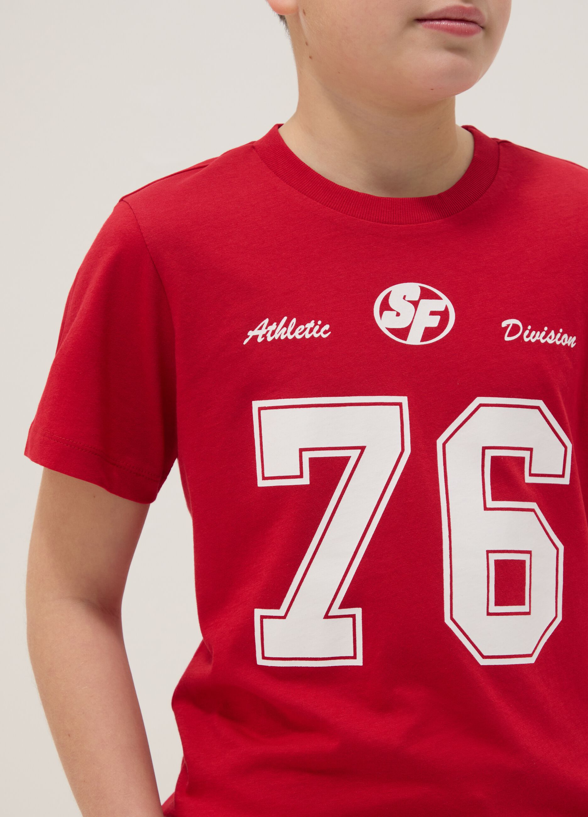 Red pure cotton boys&rsquo; T-shirt with print, regular fit