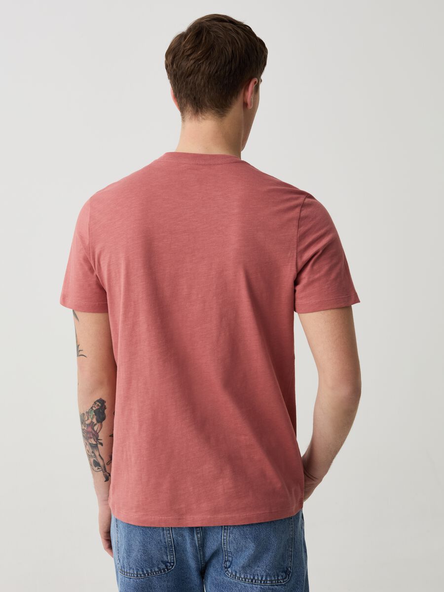 Camiseta cuello redondo de punto flameado_2