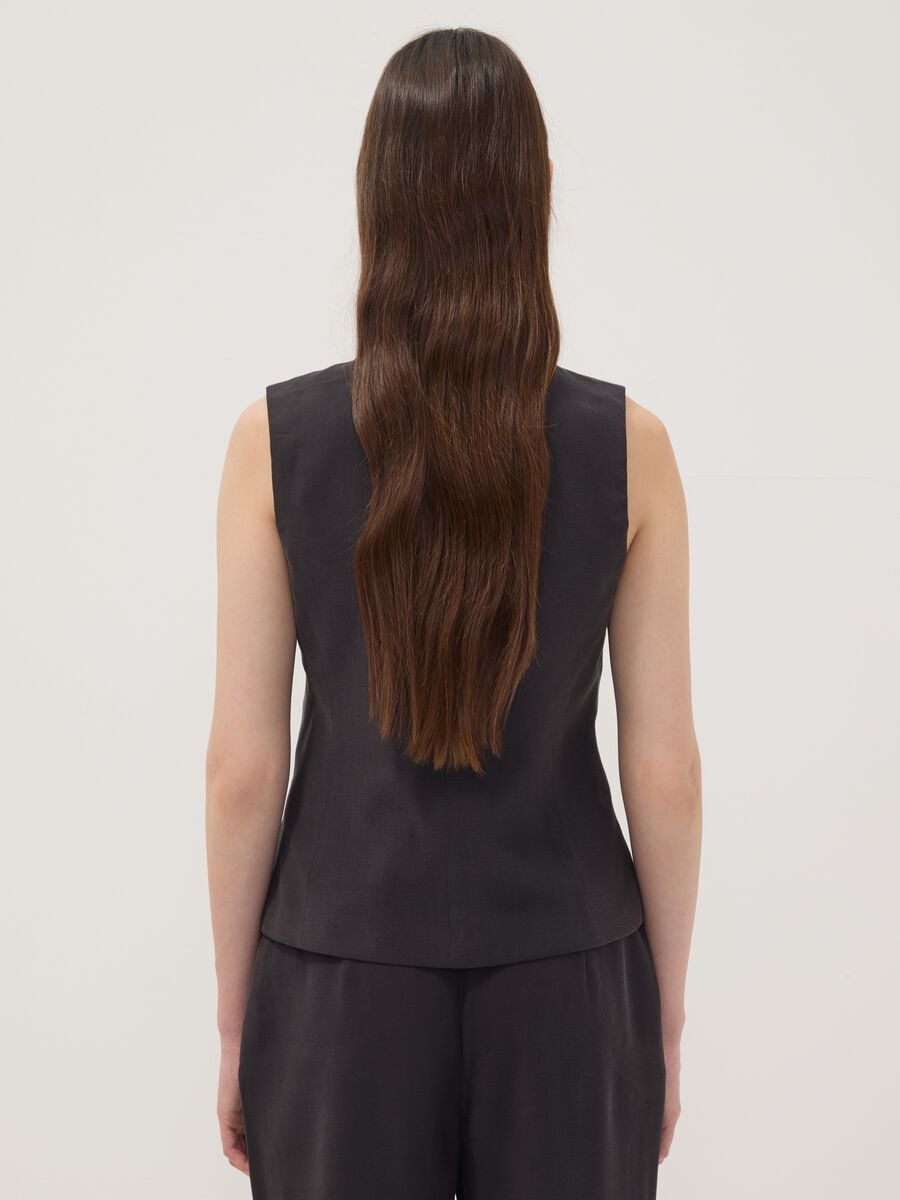 Black slim-fit viscose-blend waistcoat_3