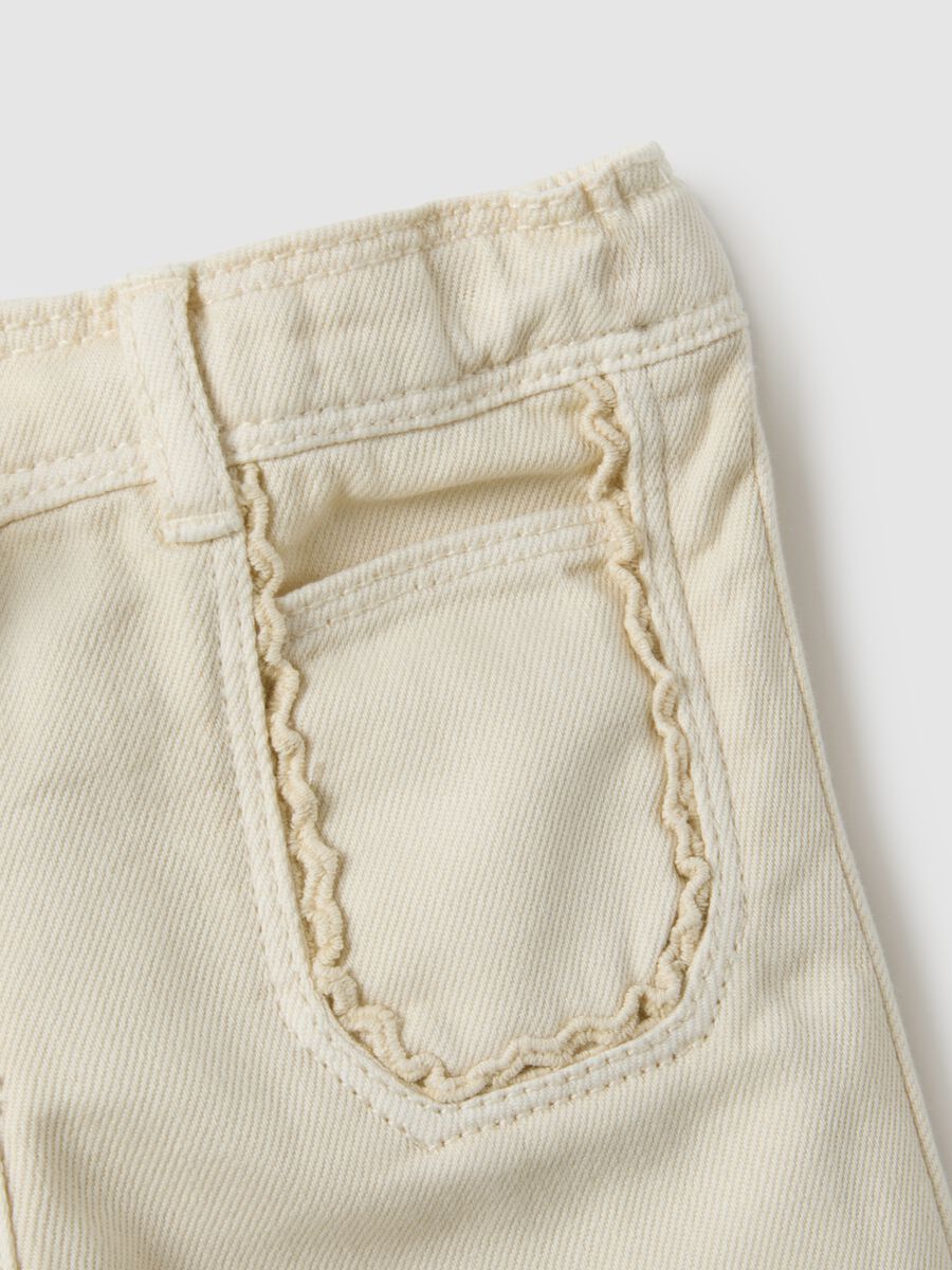 Beige pure cotton regular fit trousers for girls_3