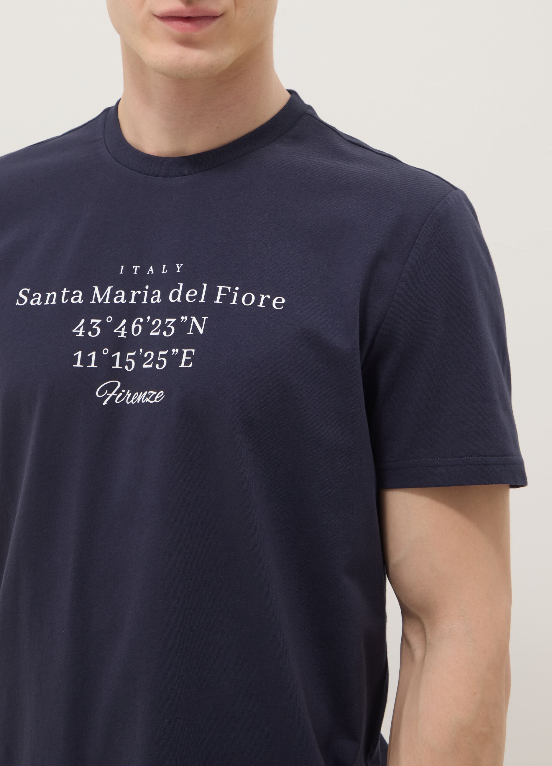 Blaues T-Shirt aus reiner Baumwolle mit kurzen &Auml;rmeln, Regular Fit