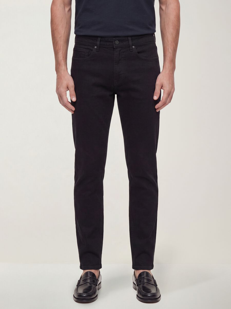 &Mu;&alpha;ύ&rho;&omicron; slim fit &tau;&zeta;&iota;&nu; &alpha;&pi;ό &epsilon;&lambda;&alpha;&sigma;&tau;&iota;&kappa;ό &beta;&alpha;&mu;&beta;ά&kappa;&iota;_2