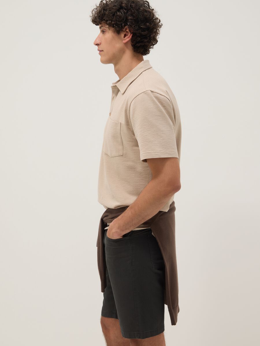 Beige short-sleeved stretch polo shirt_1