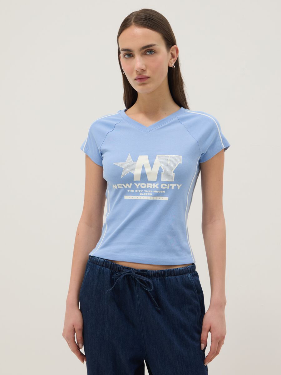 Blaue Slim-Fit T-Shirt aus reiner Baumwolle mit V-Ausschnitt und Print_1