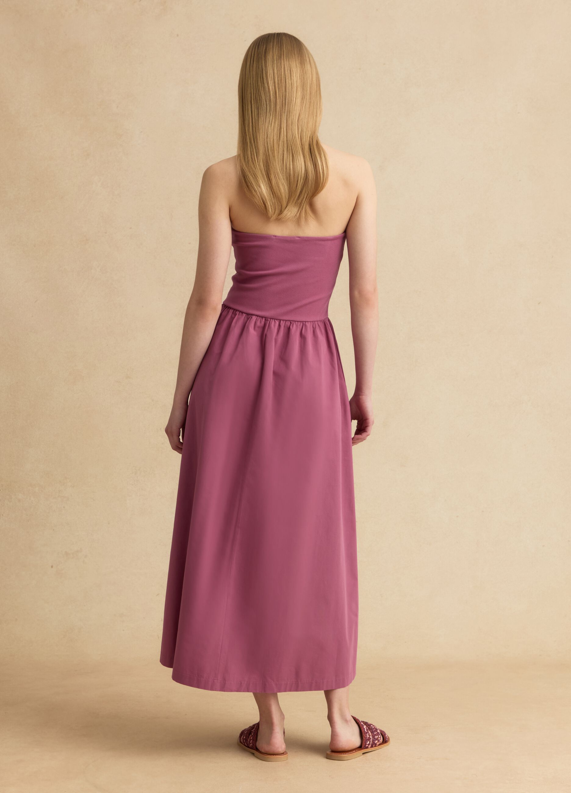 Robe longue rose en coton stretch, coupe regular, sans bretelles
