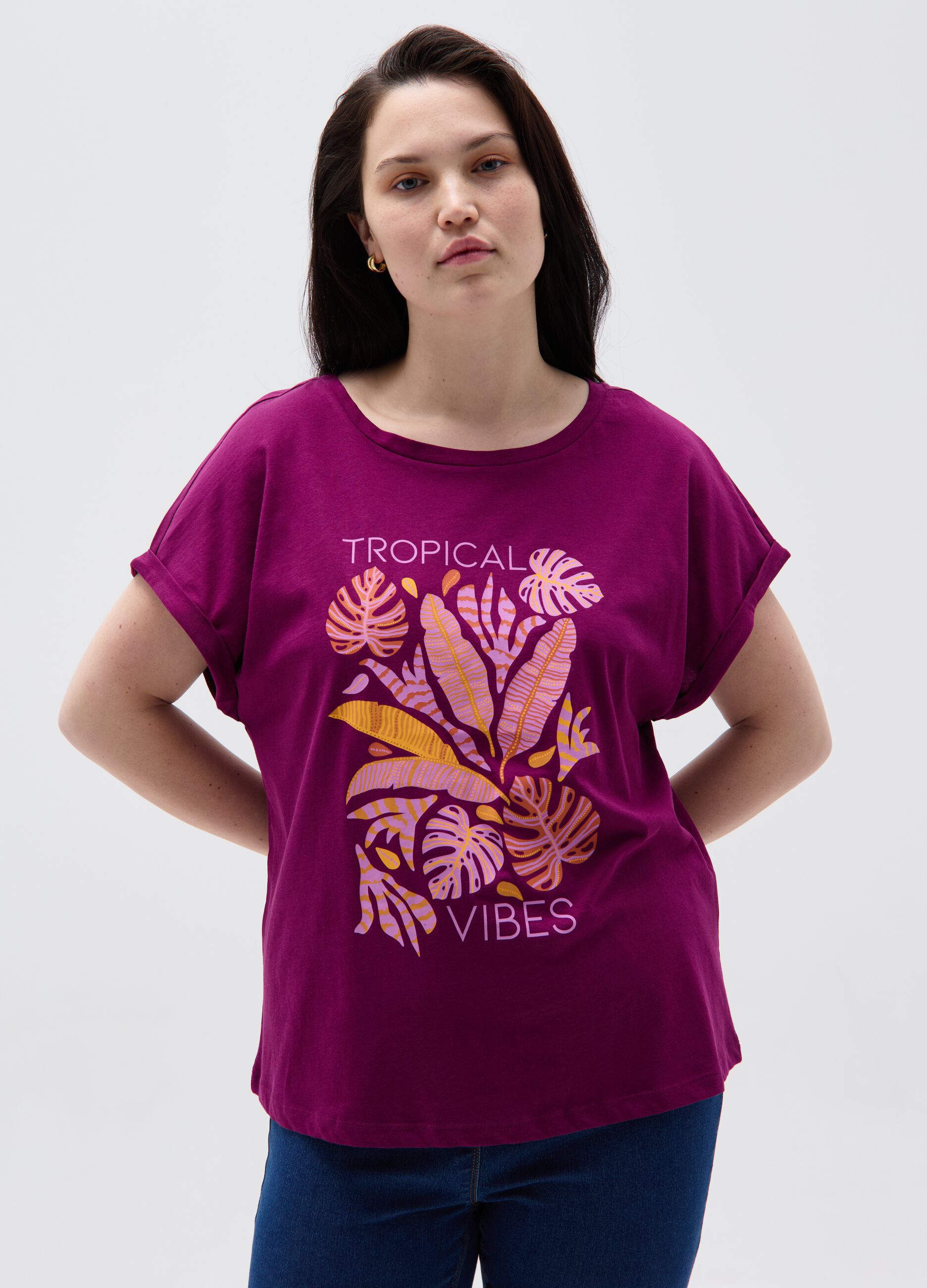 Curvy T-shirt with tropical print
