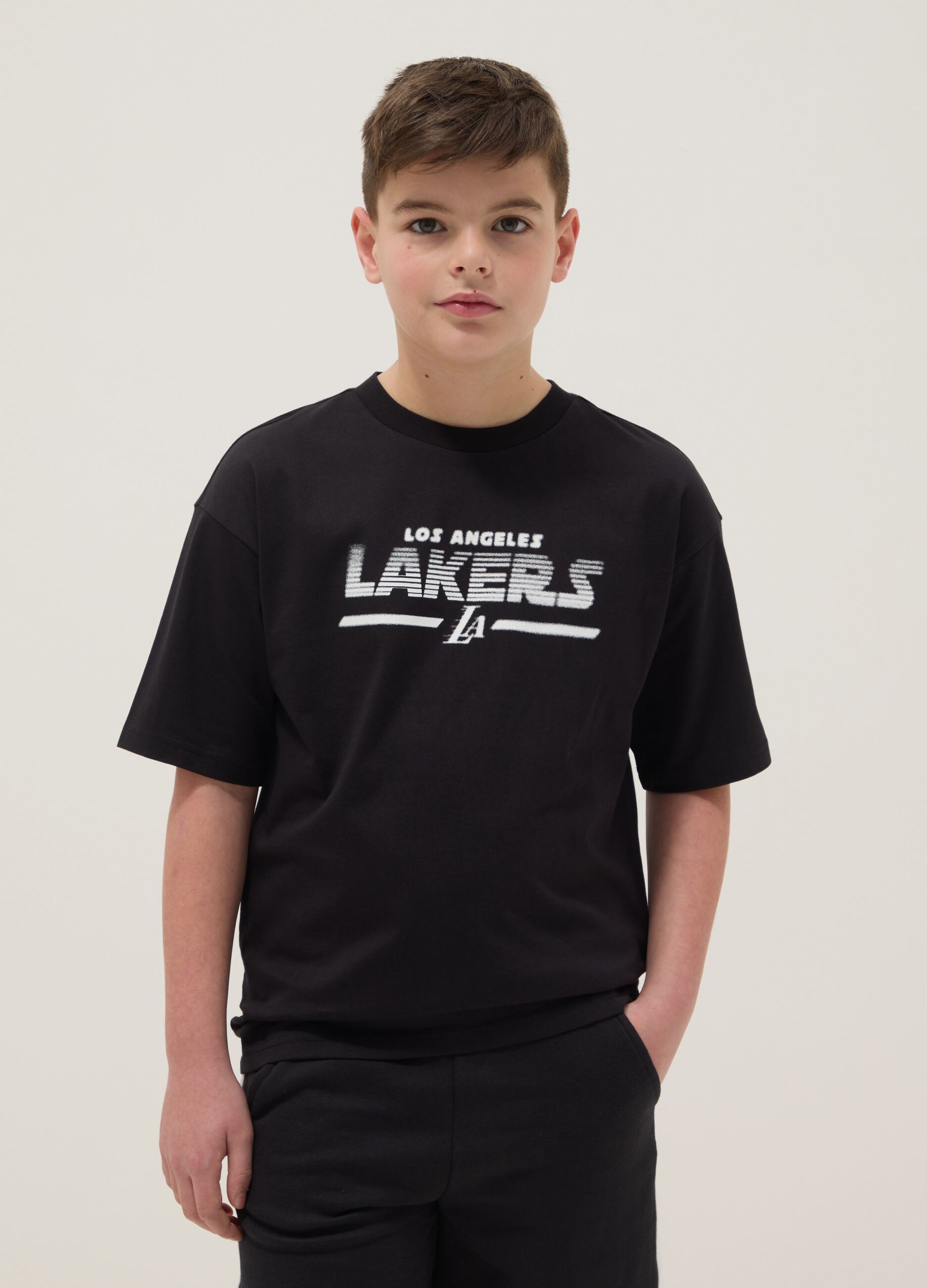 Children's black pure cotton T-shirt regular fit with Lakers logo