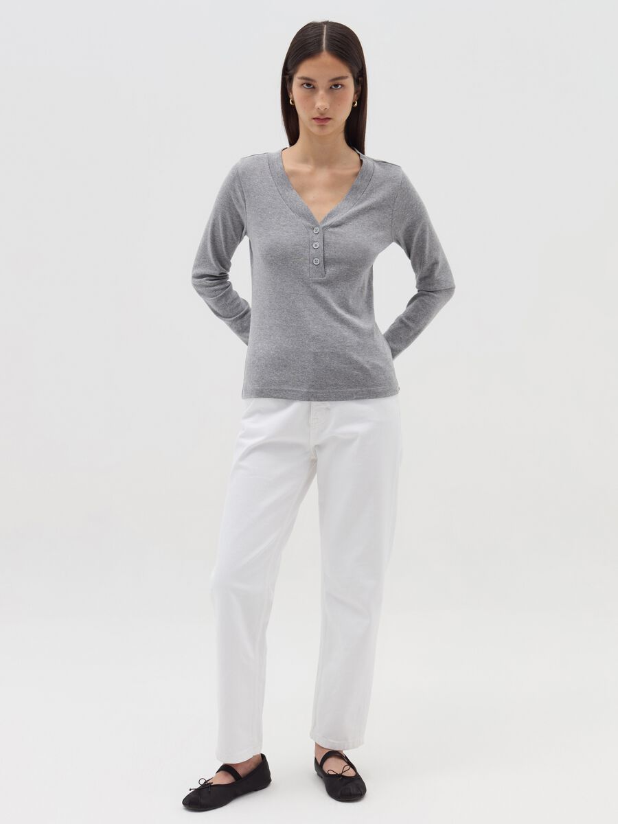 Long-sleeved T-shirt with granddad neckline_1