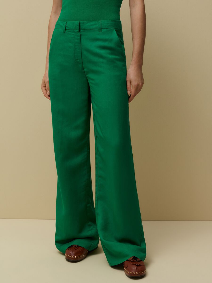 Flared-fit trousers in linen and viscose_1