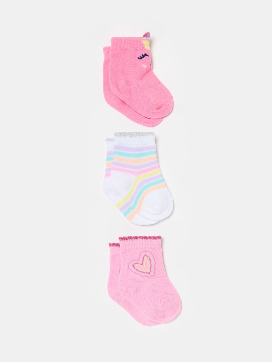 Three-pair pack short stretch socks with stripes and heart_0
