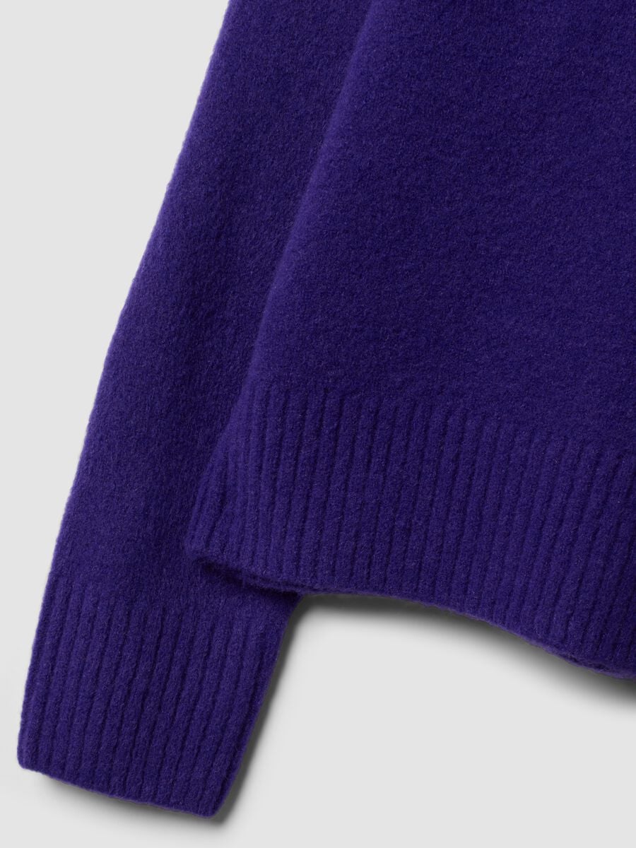 Maglia blu in lana elasticizzata con collo rialzato_2