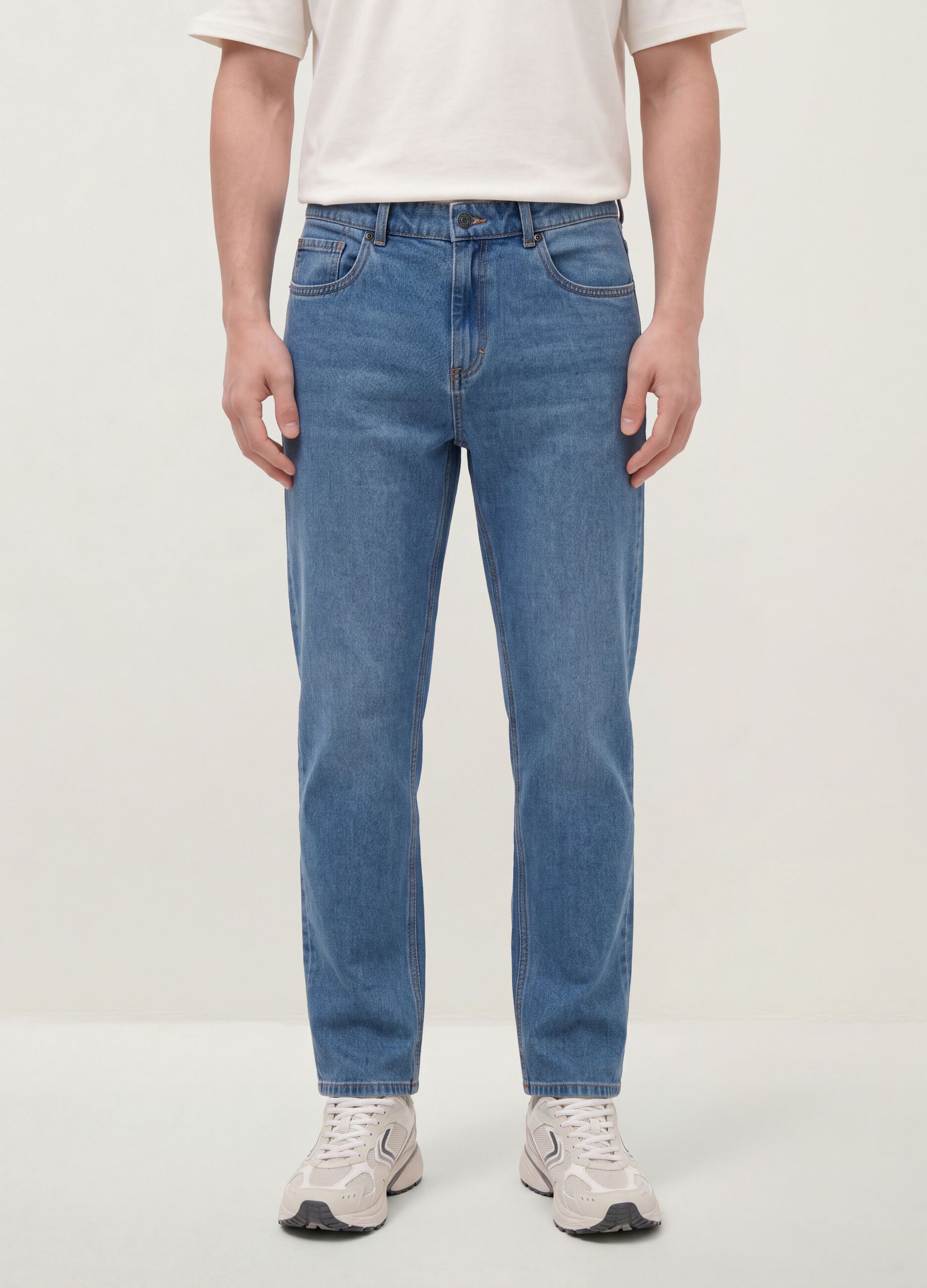 &Alpha;&nu;&omicron;&iota;&chi;&tau;ό &gamma;&alpha;&lambda;ά&zeta;&iota;&omicron; &tau;&zeta;&iota;&nu; denim &alpha;&pi;ό &mu;&epsilon;ί&gamma;&mu;&alpha; &beta;&alpha;&mu;&beta;&alpha;&kappa;&iota;&omicron;ύ &kappa;&alpha;&iota; &beta;&iota;&sigma;&kappa;ό&zeta;&eta;&sigmaf;, regular fit