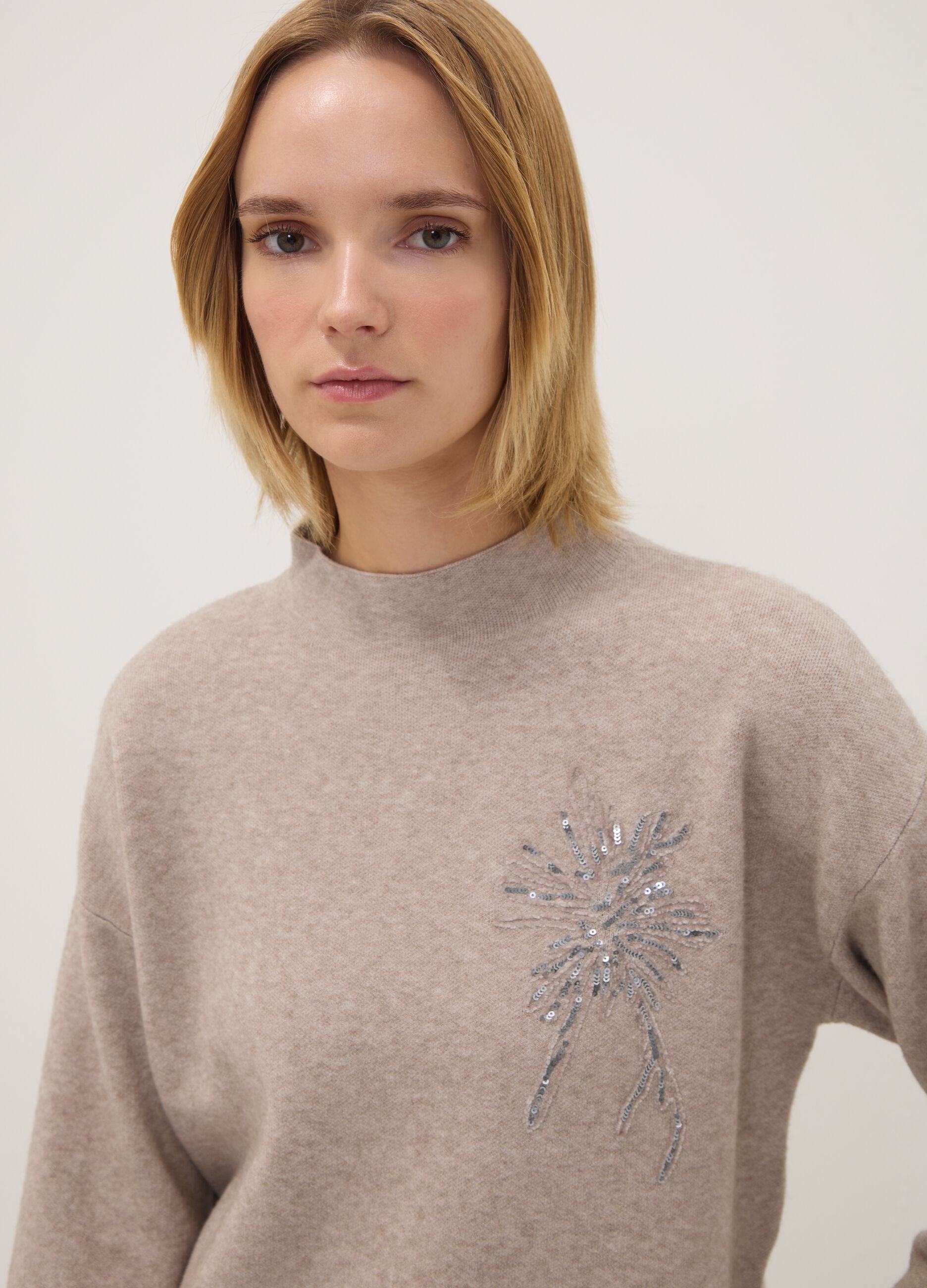 Camel viscose-blend jumper with sequin embroidery, regular fit