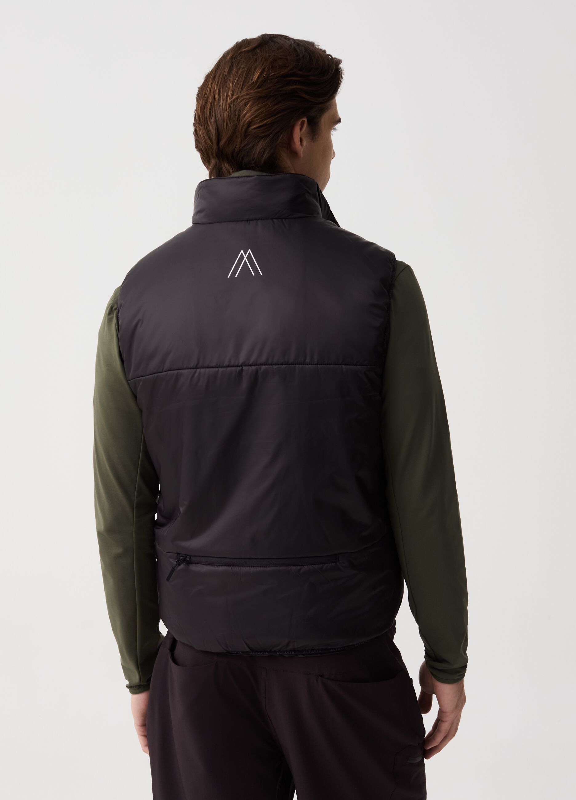 Altavia windproof gilet with REPREVE® padding