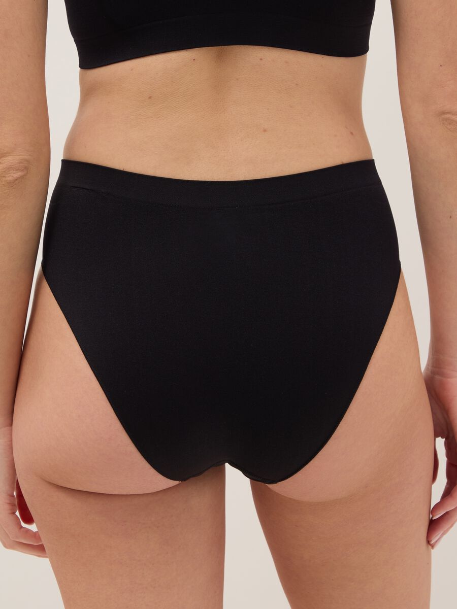 High-waisted briefs in black stretch fabric_2