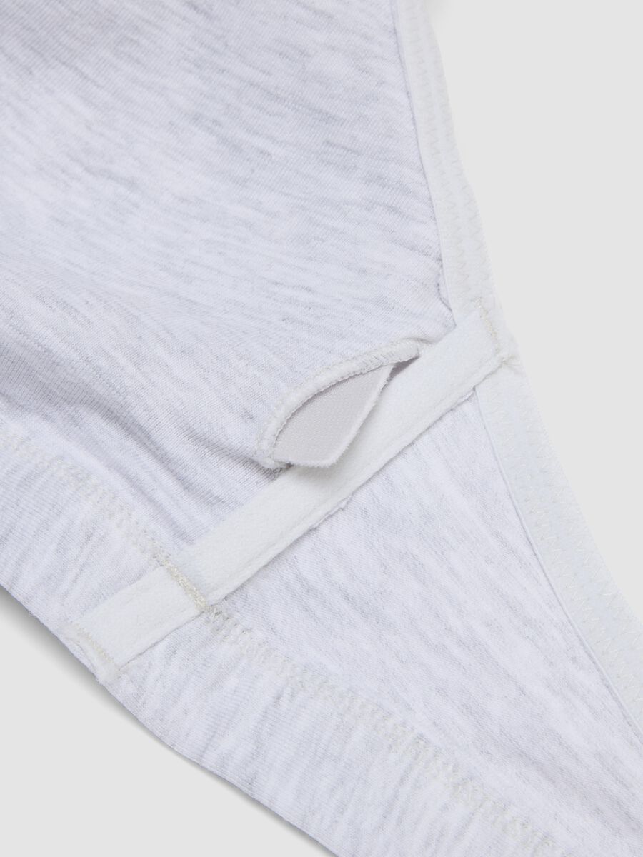 Suti&atilde; triangular cinzento em algod&atilde;o org&acirc;nico e viscose el&aacute;stica_5
