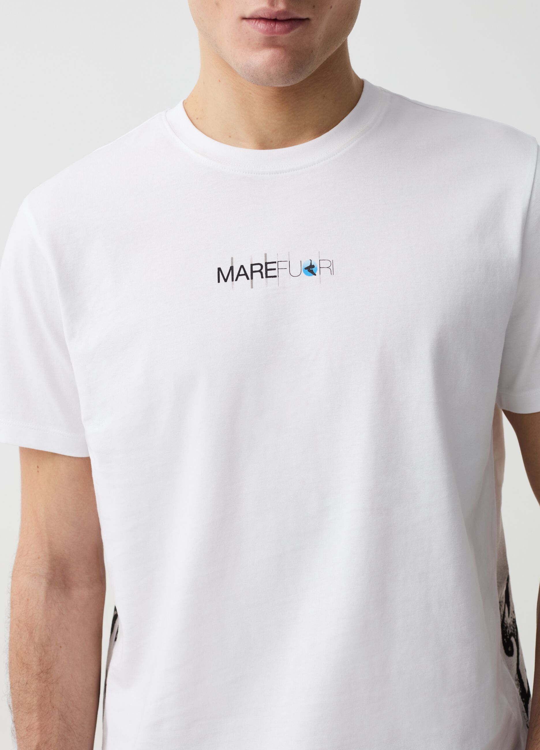 T-shirt in cotone con maxi stampa MARE FUORI