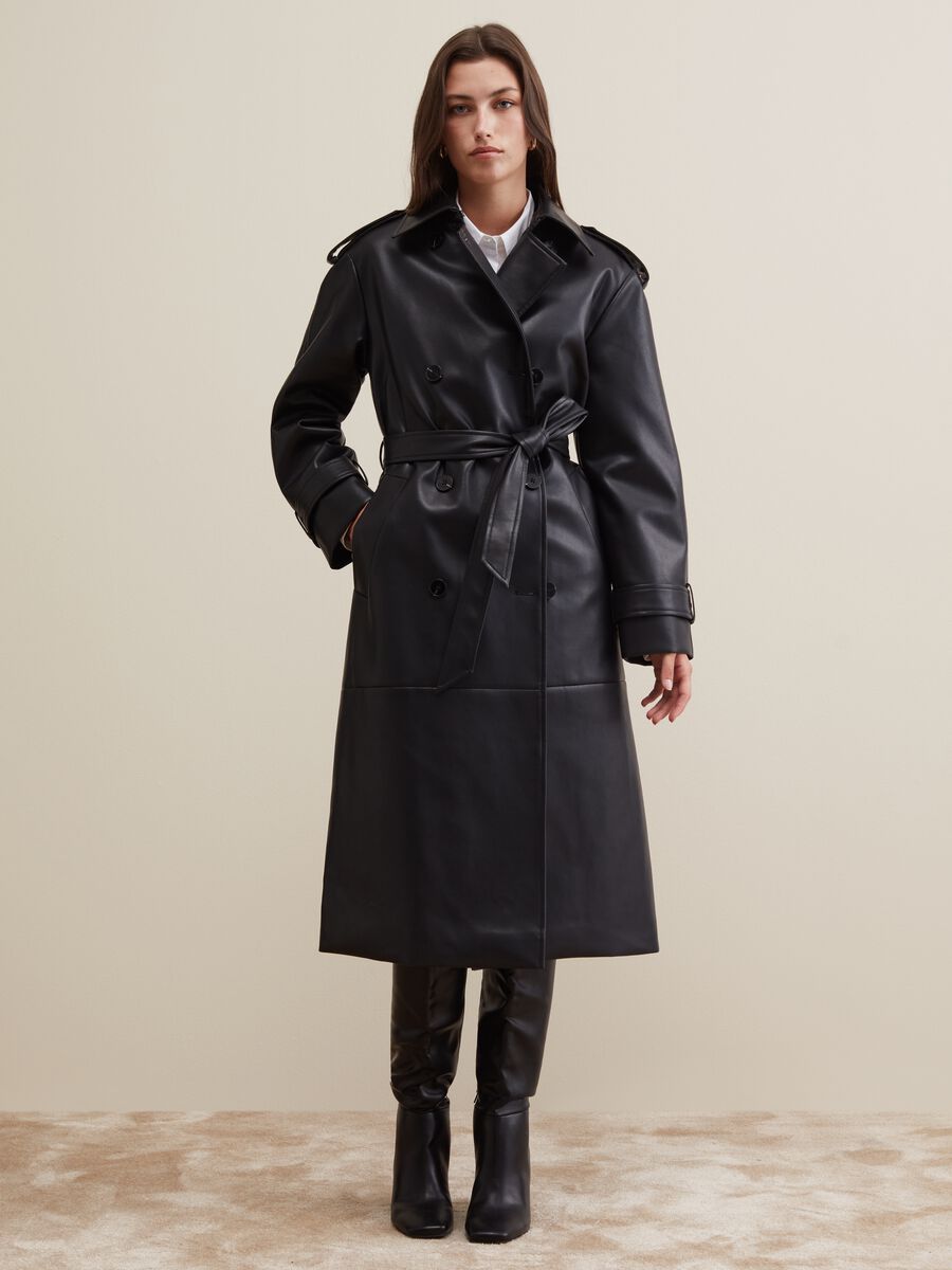 Double-breasted long trench coat with shiny effect_3