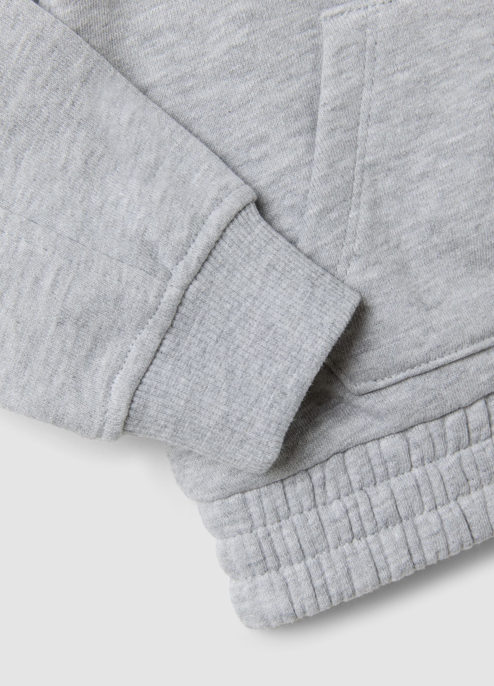 Grauer Hoodie aus reiner Bio-Baumwolle mit Oversize-Passform f&uuml;r Baby-M&auml;dchen