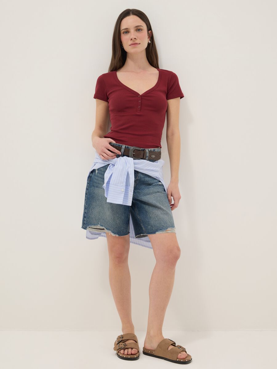 Reine Baumwoll-Denim-Shorts in Blau mit Straight Fit_0