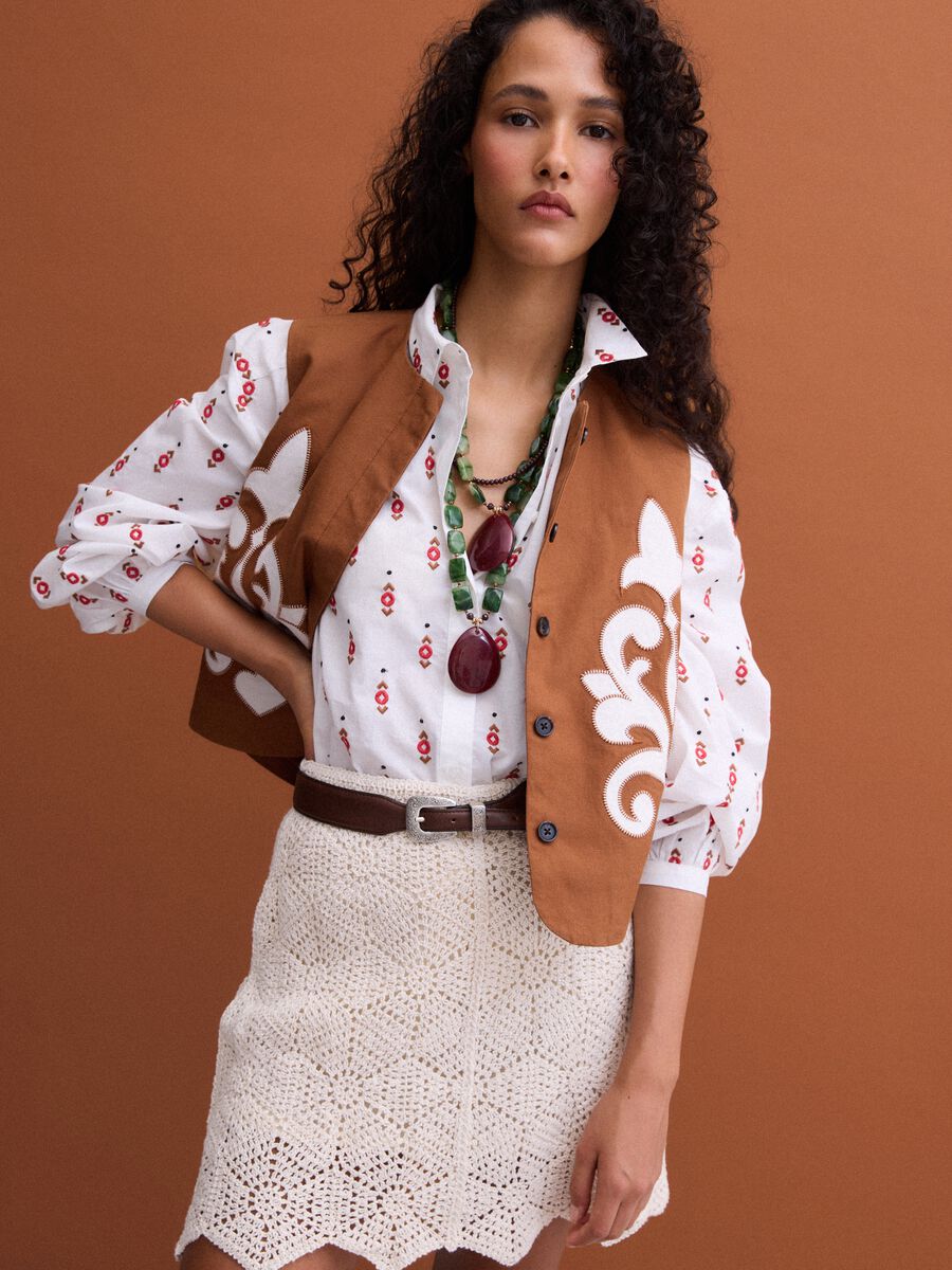 Brown linen and lyocell-blend gilet with applied embroidery_1