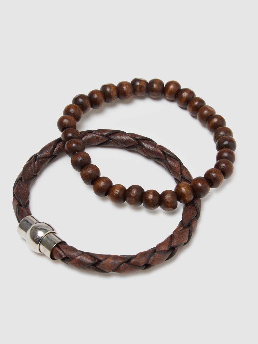 Two-pack of genuine leather and brown wood bracelets_2