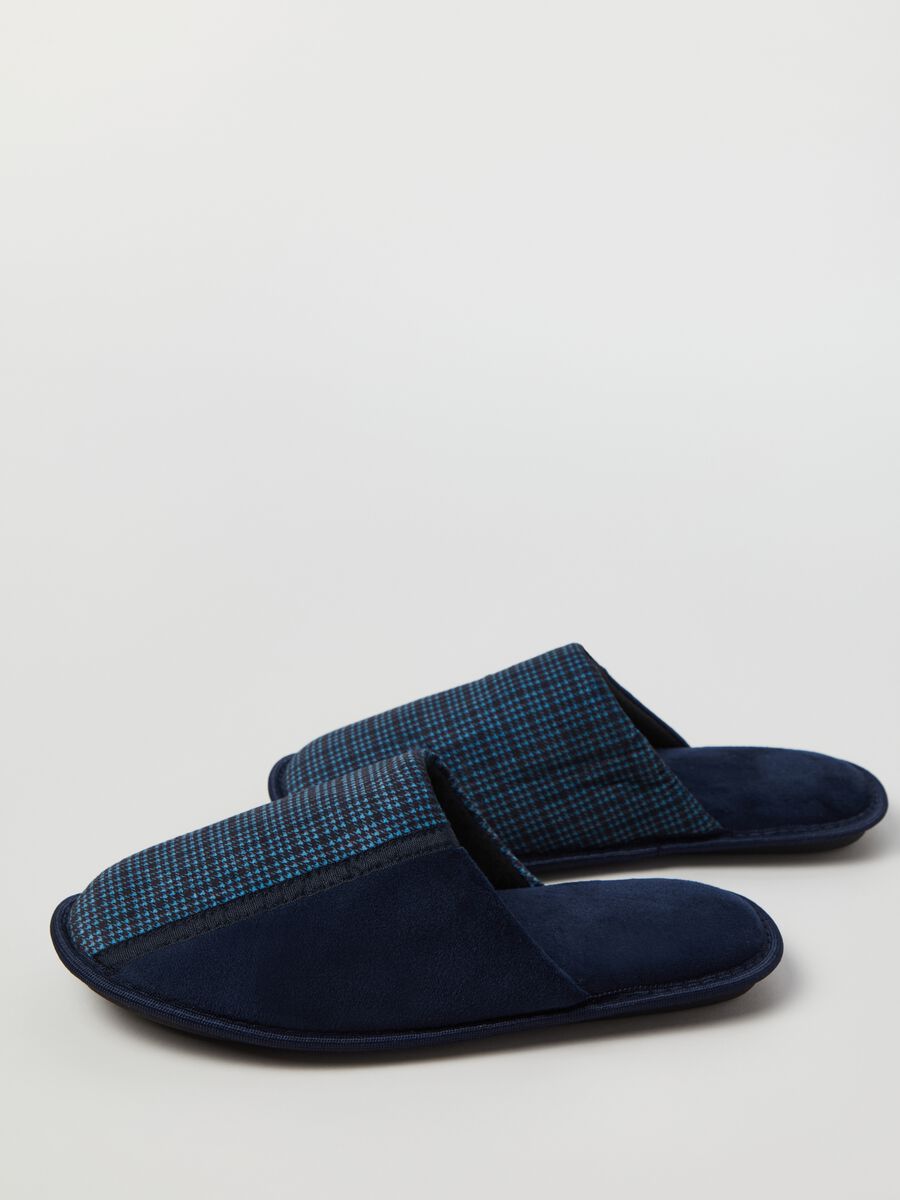 Slippers with houndstooth insert_2