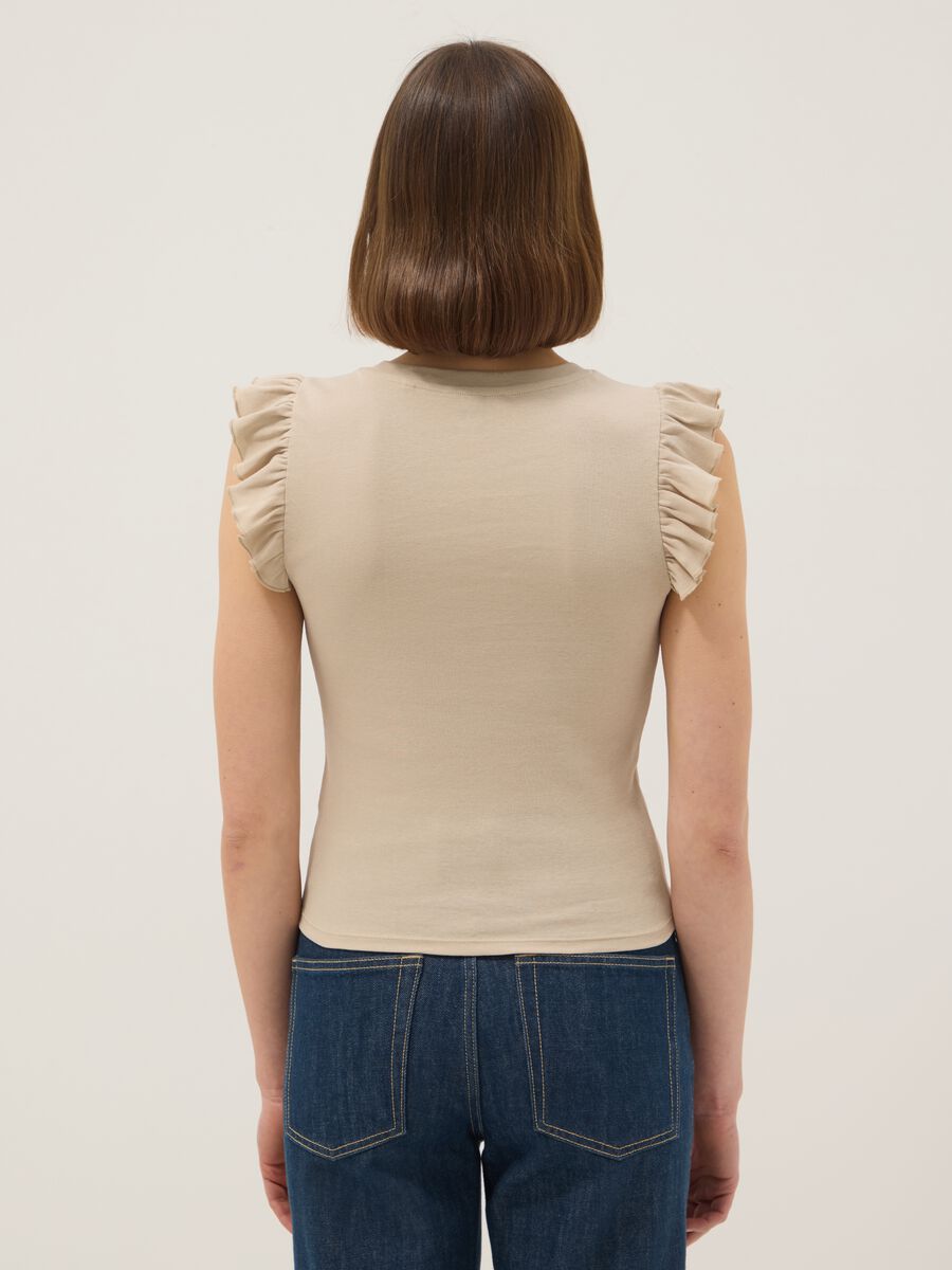 Beige slim fit pure cotton t-shirt with ruffles_2