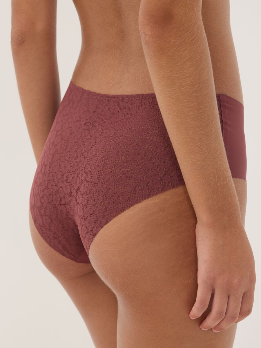Cueca vermelha em tecido el&aacute;stico com inser&ccedil;&otilde;es florais_3