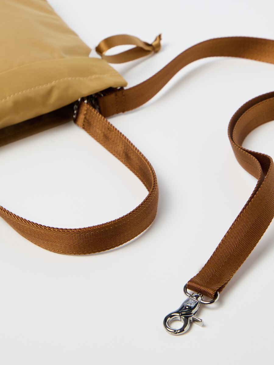 Selection bag with shoulder strap_2