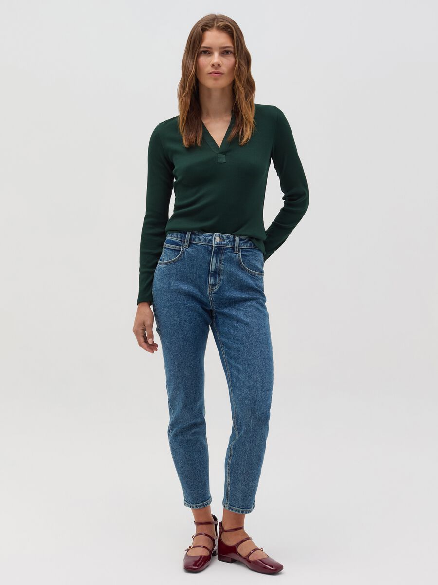 Thin ribbed T-shirt with V neck_1